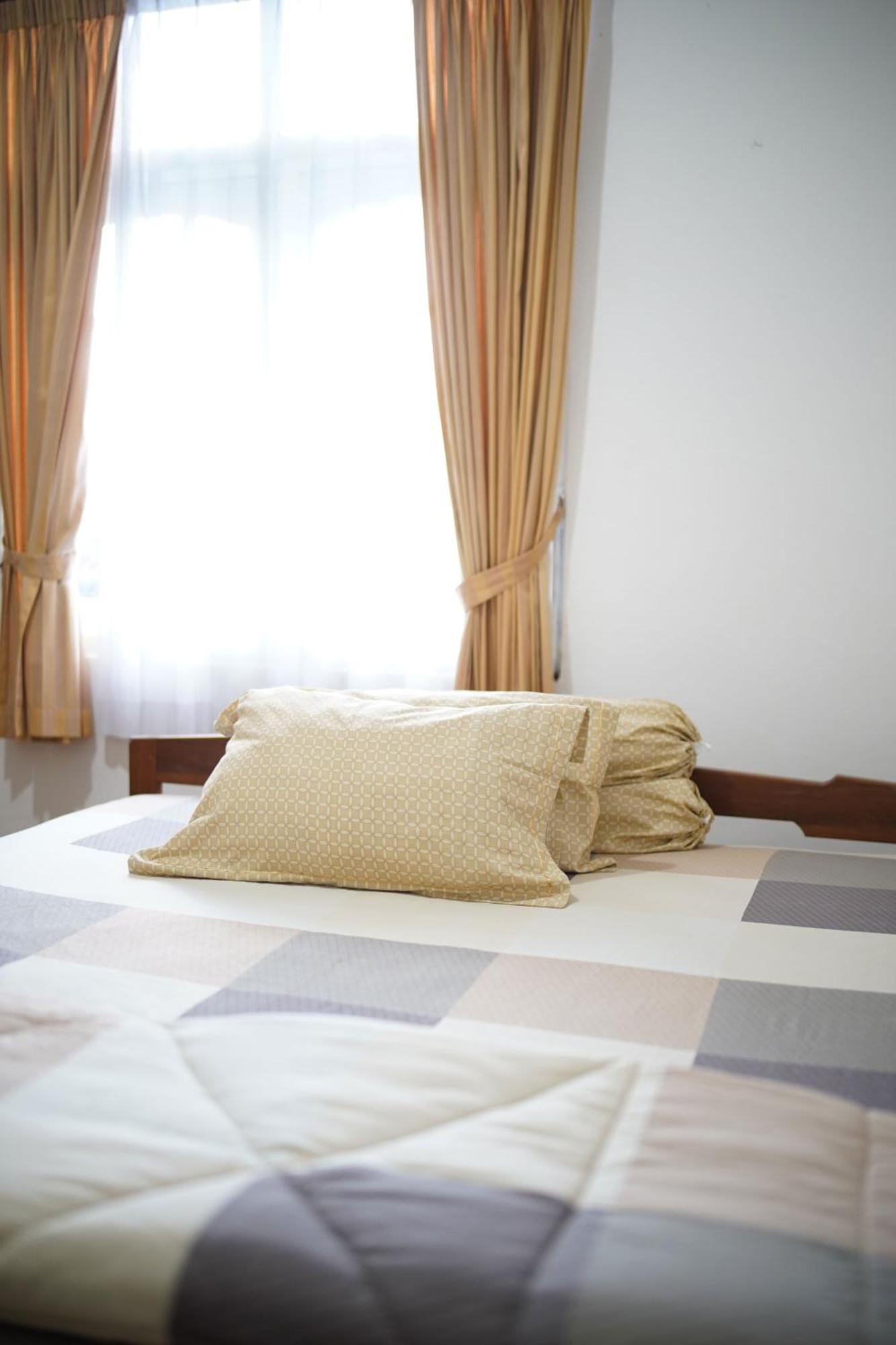 Wisma Grace Ambon Buitenkant foto