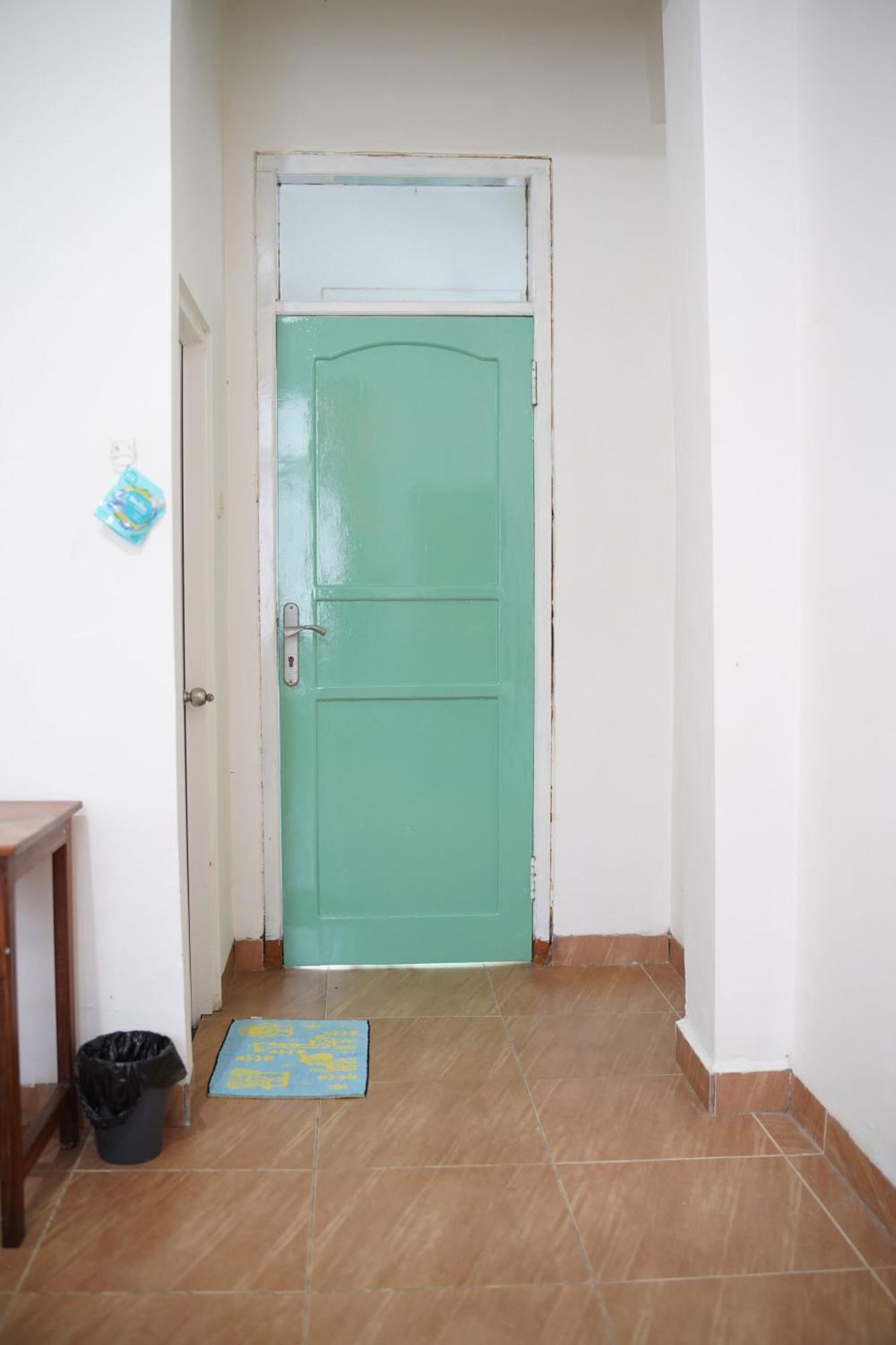 Wisma Grace Ambon Buitenkant foto