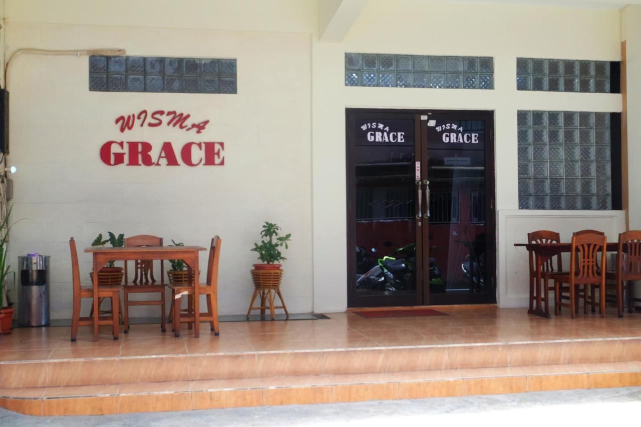 Wisma Grace Ambon Buitenkant foto